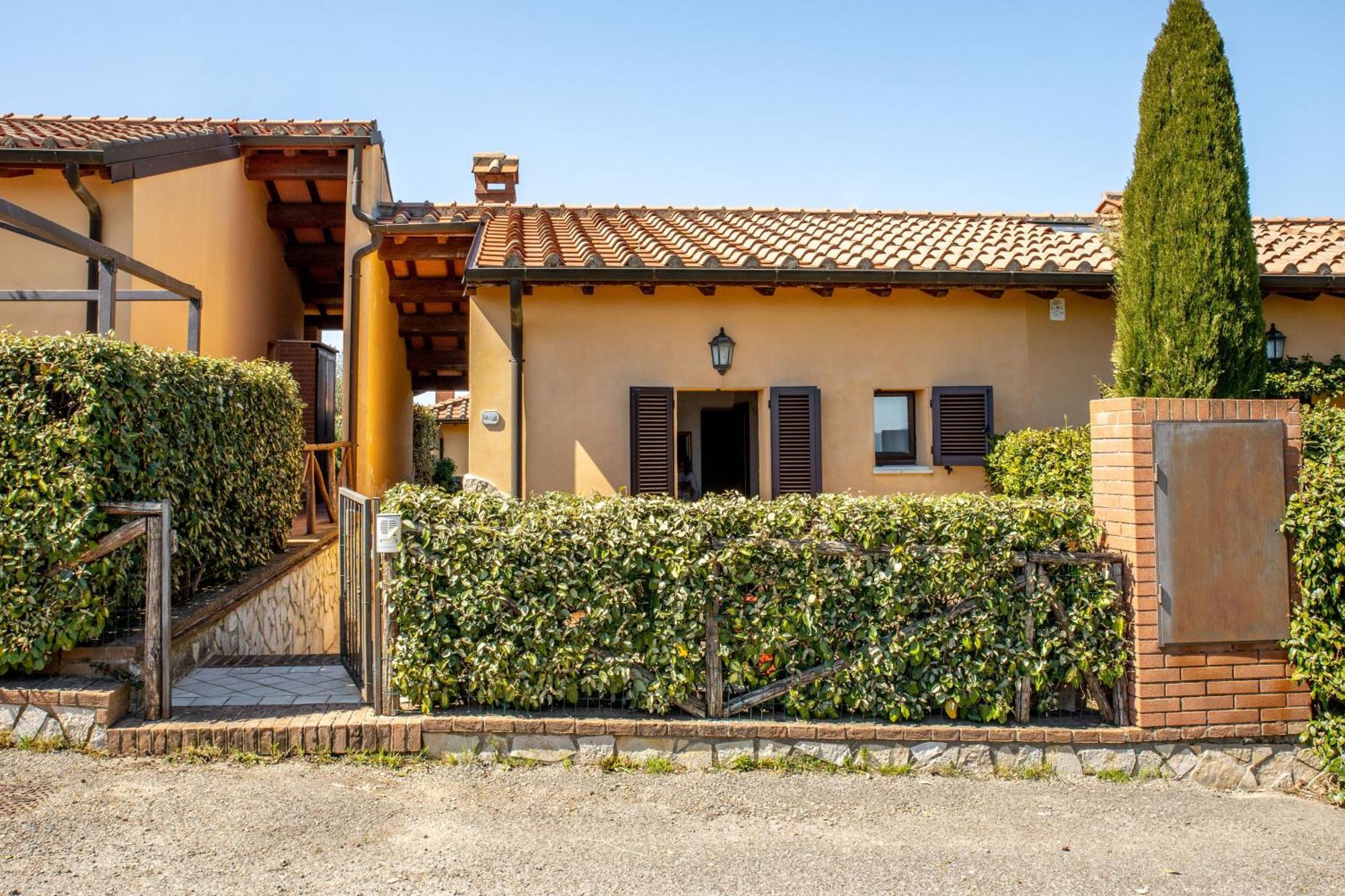 Noi 2 Vacanze - Il Nido Di Gina Contignano Exterior foto